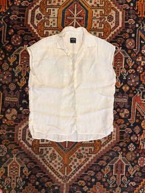 esby White linen Cindy Top, size XS